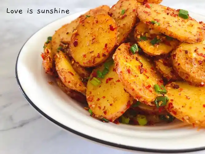 我的孜然麻辣土豆片柠檬不酸2021-07-02要说我最爱的,百吃还不厌的