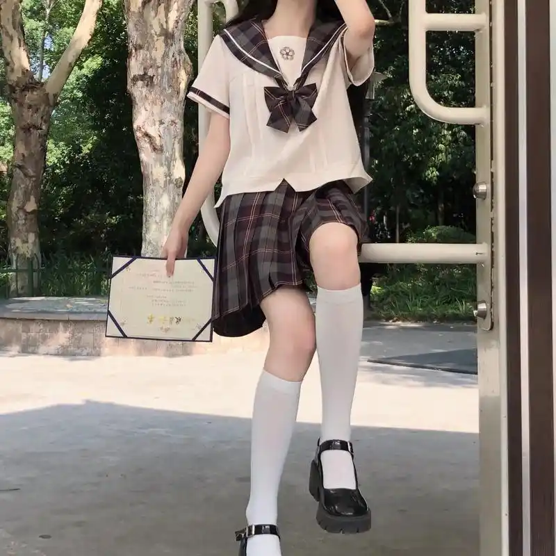 jk制服 #jk #水手服 #甜妹 我觉得你好漂亮呀    - 抖音