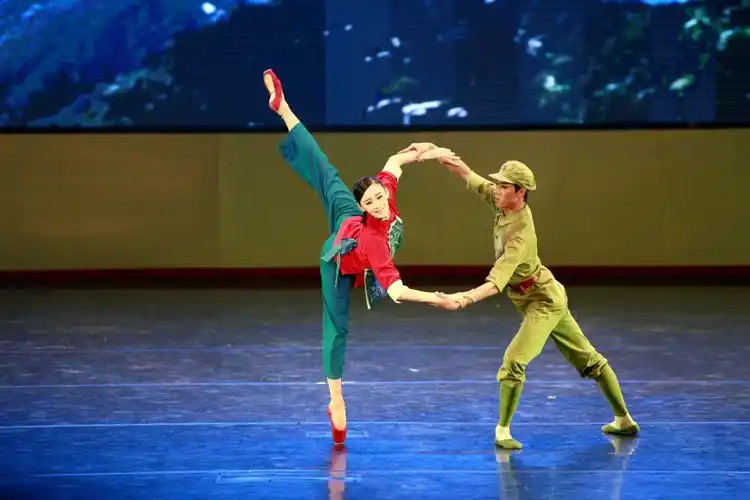 中芭情 沂蒙颂——中央芭蕾舞团走进红嫂家乡