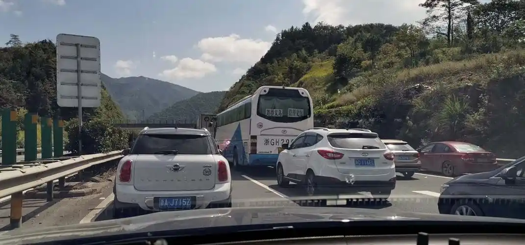 诸永高速路况实时查询:管制封路,管制到什么时候啊?