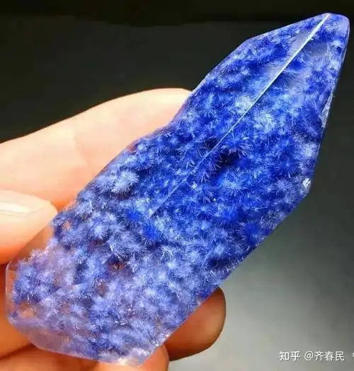 宝玉石中的超级配角蓝线石