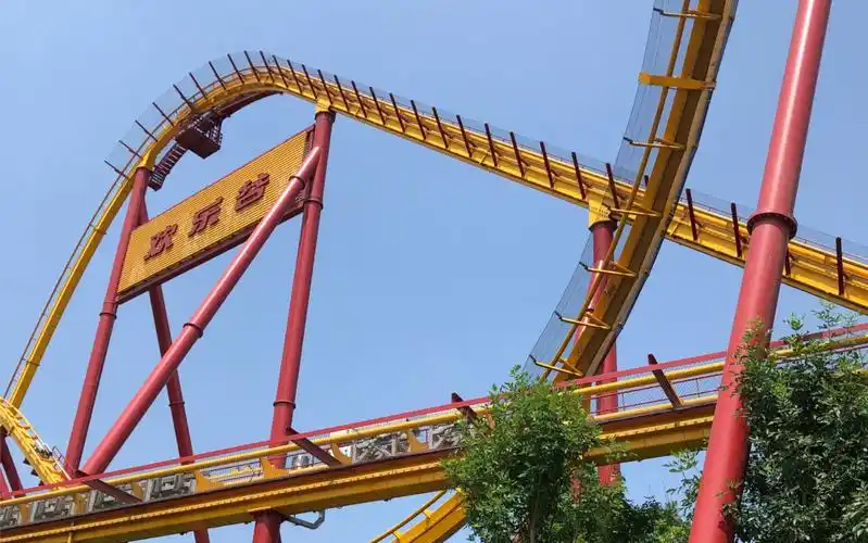 北京欢乐谷音乐过山车第一视角