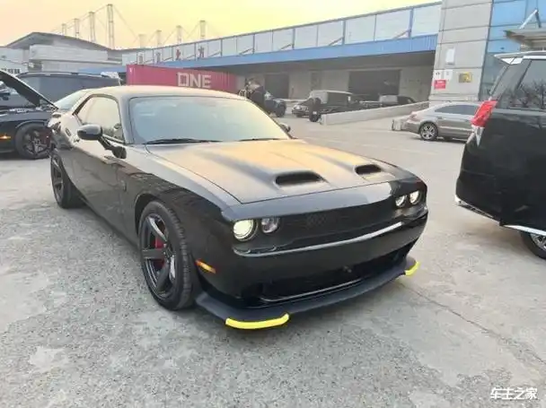 道奇挑战者地狱猫报价性能强悍现车可分期
