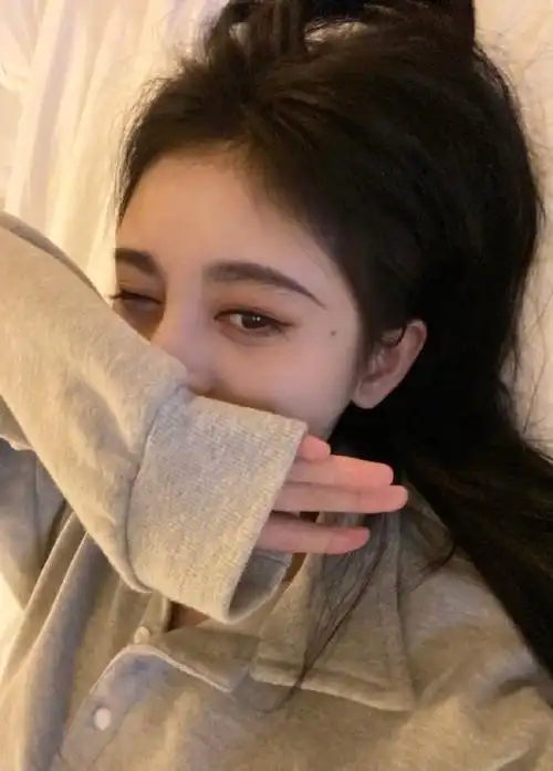 鞠婧祎晒wink自拍plog