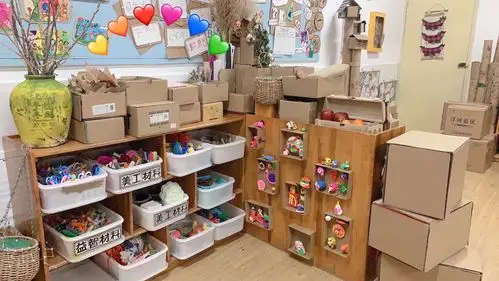 明达幼儿园大三班环境创设