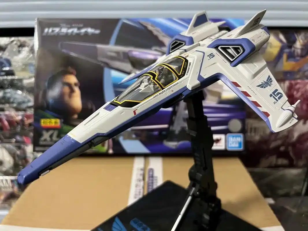 万代模型 超合金xl-15 巴斯光年宇宙飞船 - 抖音