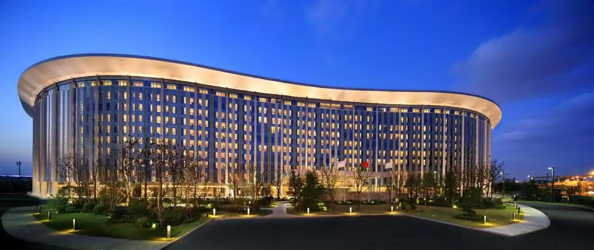国家会展中心上海洲际酒店 (intercontinental shanghai hongqiao