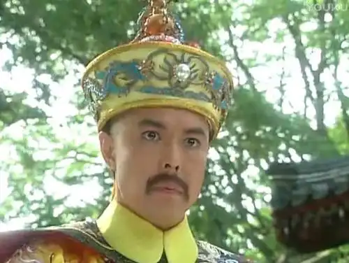还珠格格小燕子和塞娅争吵时你注意到皇阿玛的情绪变化了吗