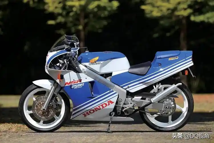 八九十年代本田神车,nsr250r摩托,水冷v型双缸45马力挑战雅马哈_搜狐