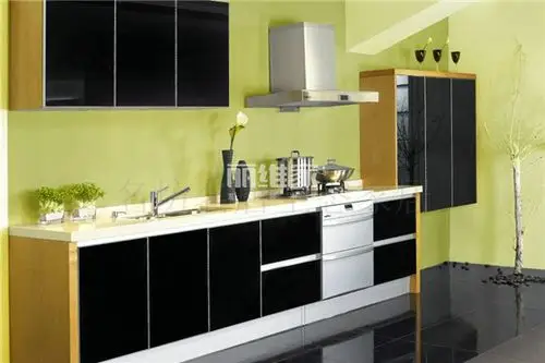 亚克力橱柜门板优缺点是什么