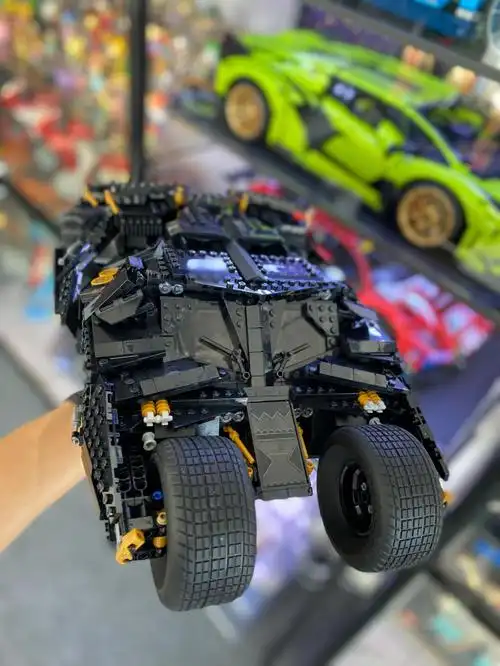 乐高lego蝙蝠车完工蝙蝠侠起飞