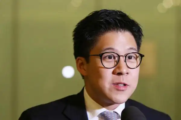 霍启刚特首(霍启刚特首知乎)