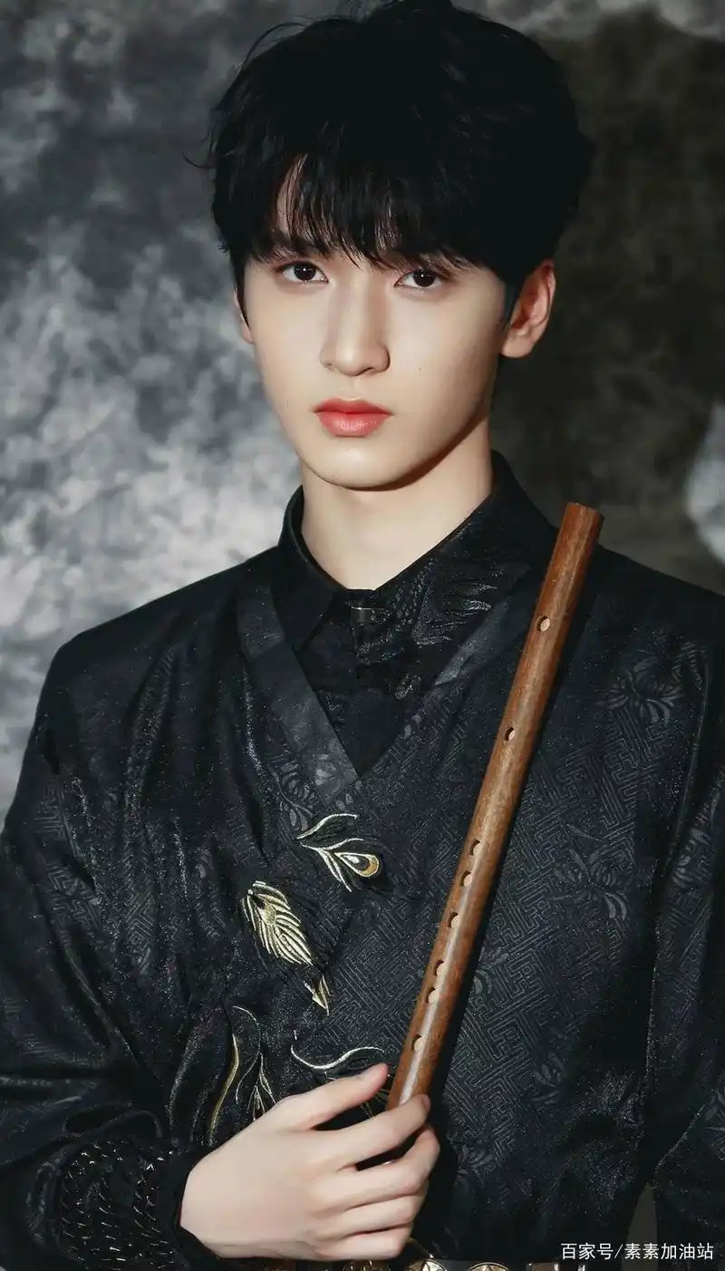 严浩翔绝绝子图片