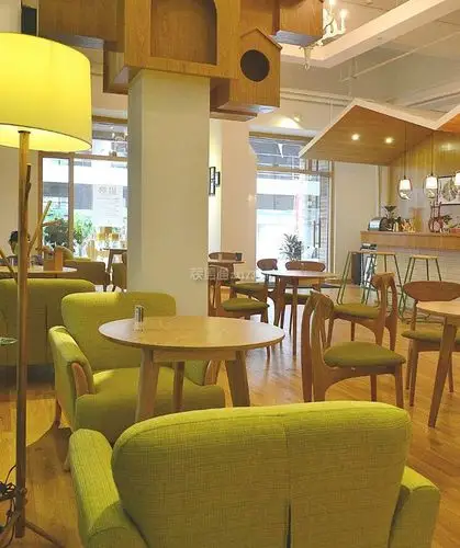 温馨小型咖啡店设计装修样板图片