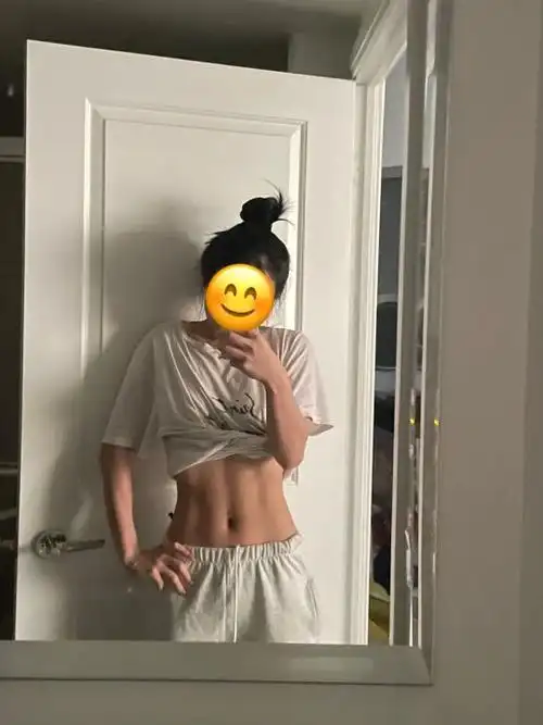 女生如何练马甲线