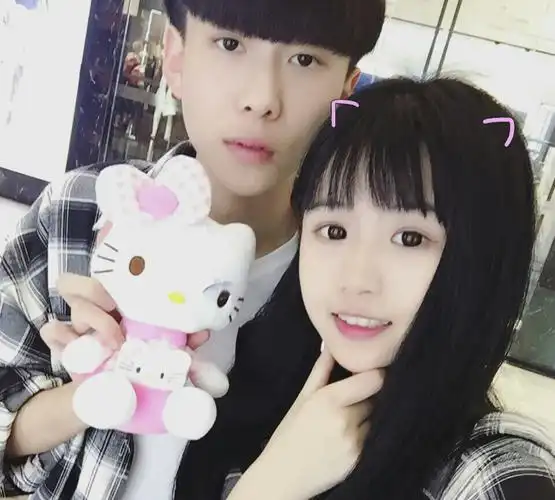 对面的风时急时缓