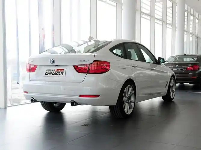 宝马3系gt2013款335i风尚设计套装