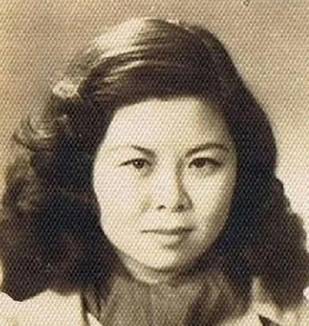 费翔的妈妈毕丽娜,历经战乱离婚女儿患癌,高龄归来依然矍铄