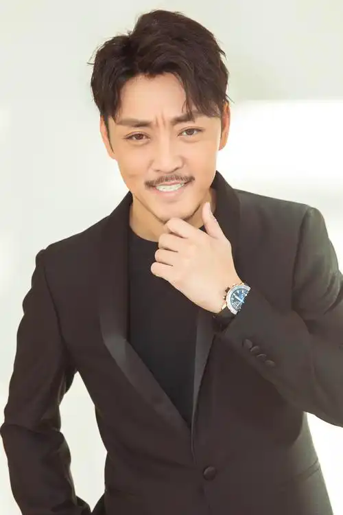 p>赵达,1980年7月22日出生于辽宁省沈阳市,中国内地影视男演员,毕业