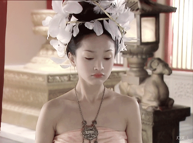 虽然只在前八集中出演,但对于观众来说,周迅的"太平公主",更加深入