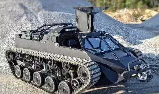 秒杀jeep路虎丰田霸道有史以来最快的双履带越野车让你过把坦克瘾