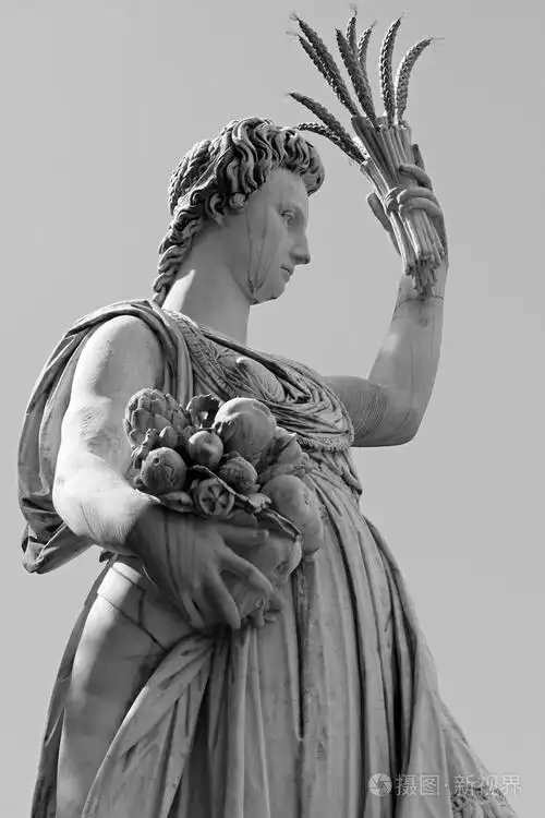 谷神星 (希腊得墨忒耳)-th 古罗马女神的雕像