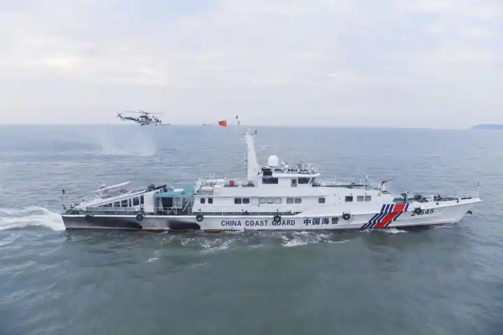 广东海警局联合相关部门开展"清湾行动"取得丰硕战果