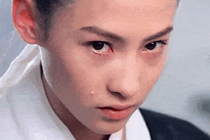 女明星哭起来有多美?看了这些图想弄哭姐姐肿么办?_微微_眼泪_珠翠