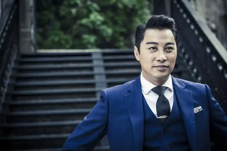 艺咖对话谭耀文我不仅做演员我也是一名观众