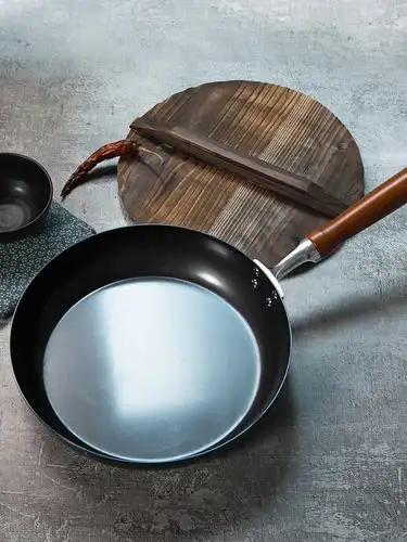 多彩本间重铁超大号平底锅33cm