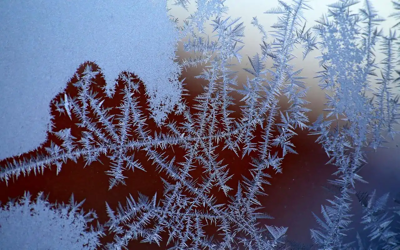 冬天冰雪风景高清图片桌面壁纸