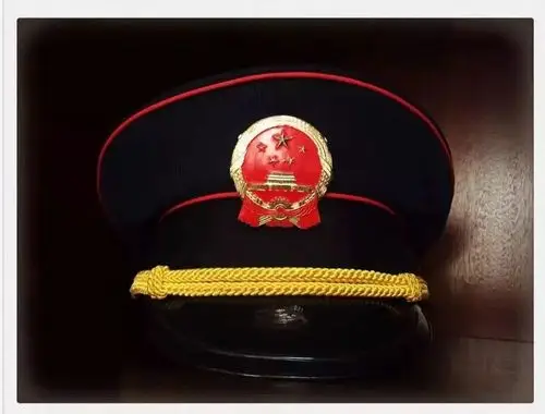 奋进70年| 三十年初心如故!这顶法官帽伴我成长