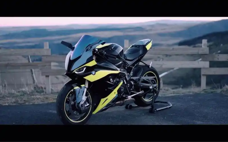 bmw s1000rr 顶级公升跑车赛道基因宝马摩托