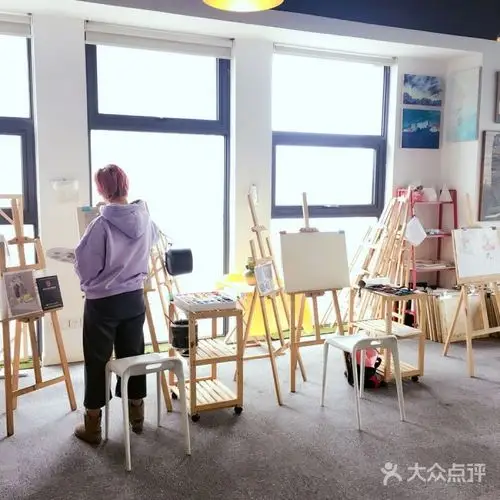 落笔生花美术绘画工作室