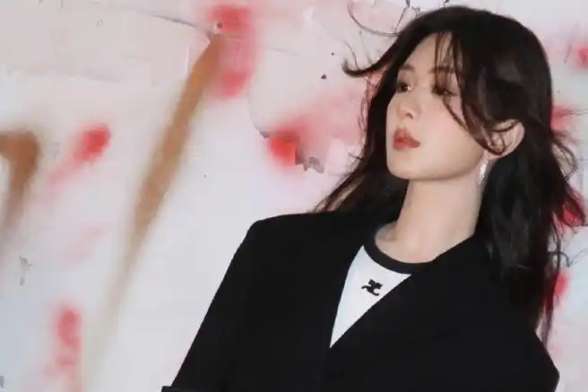 杨紫承欢记##杨紫工作室出图##bolon眼镜品牌全球代言人杨紫