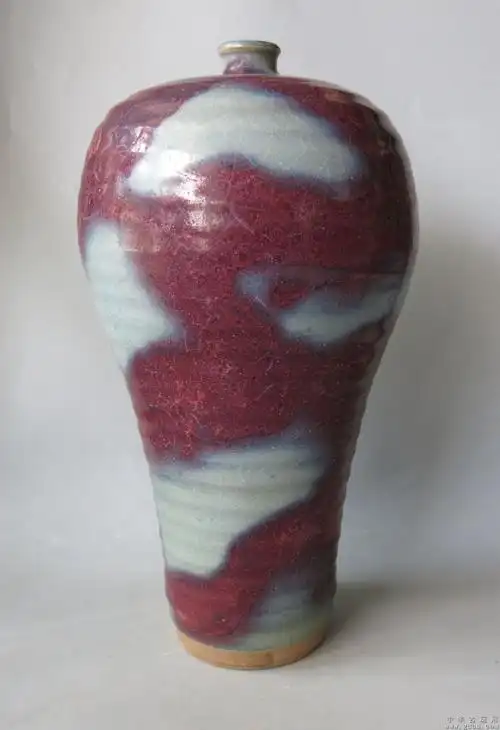 工地出土宋代钧瓷梅瓶