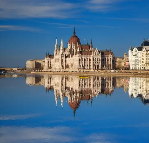 旅游- 东欧出口与投资商