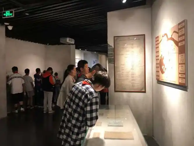 第一次社会实践活动—参观苏州革命博物馆