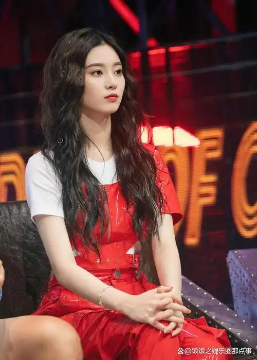 徐艺洋 长腿美少女!又欲又飒!