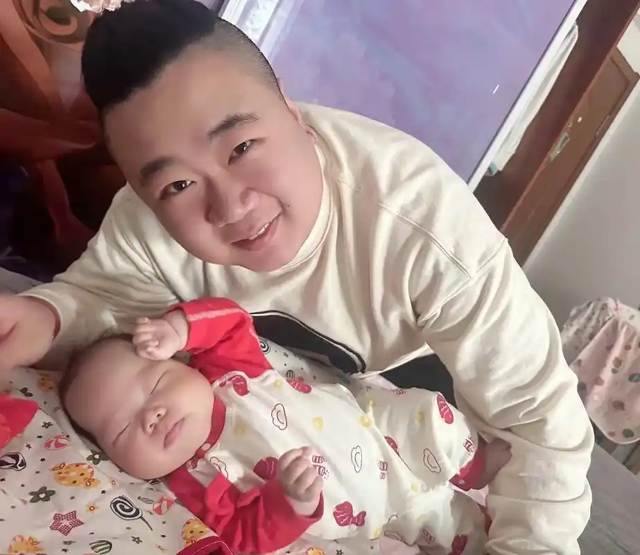 老公回加拿大了.半年时间,稍纵即逝 小核桃85天了 老公回加 - 抖音