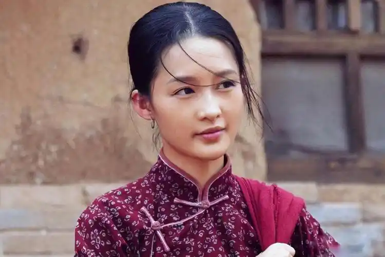 田小娥——白鹿原上一枝被时代扼杀了的奇葩之花