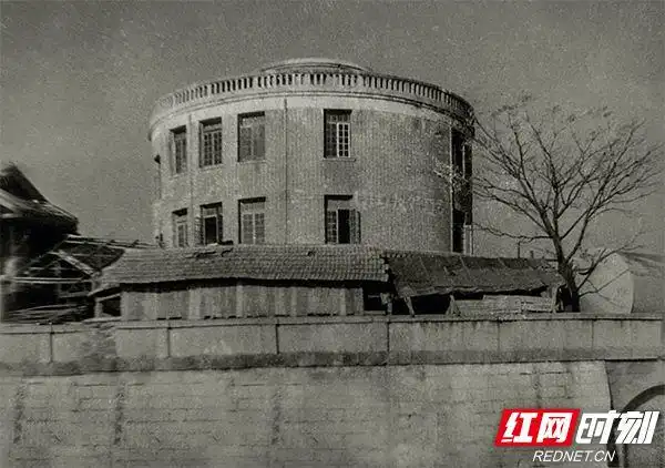 老照片新湖南丨湘潭新老照片的对比跨越时空的对话