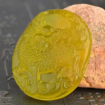 同伴黄岫玉麒麟挂坠玉麒麟牌子玉吊坠挂坠玉石女款挂件带证书