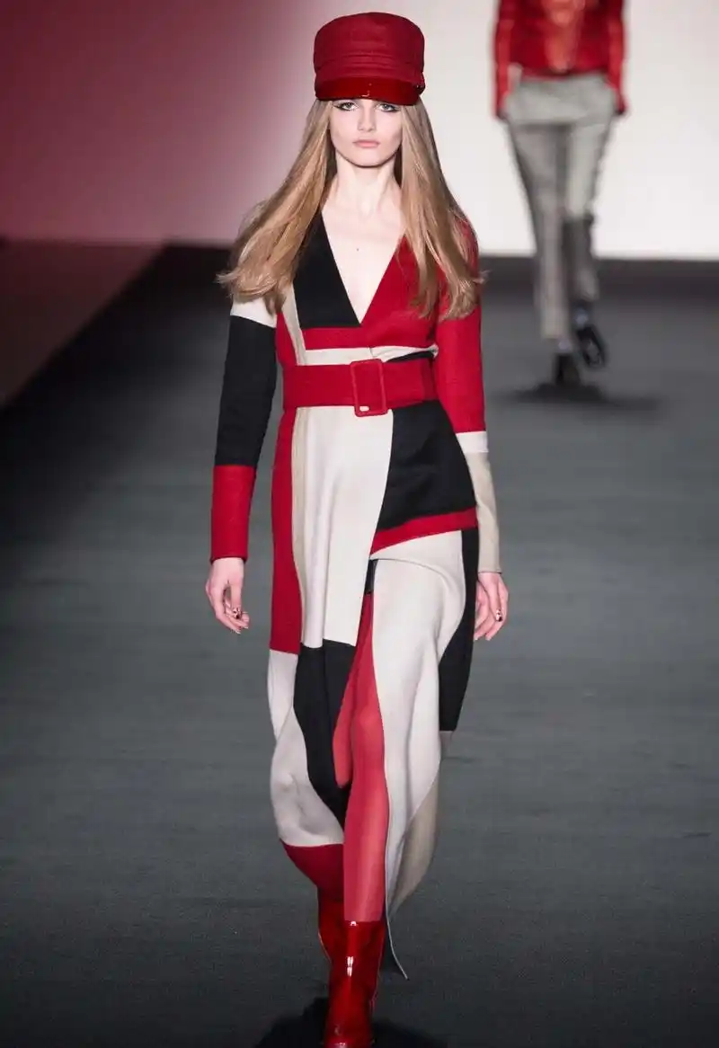 巴黎时装秀,欧美模特秀完美曲线,别样时尚太迷人