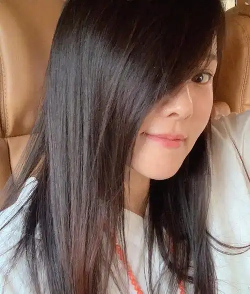 56岁逆龄少女伊能静分享"年轻"秘诀,坚持6个习惯,上了年纪也优雅