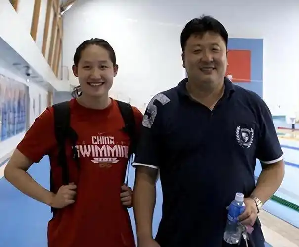 金炜:娶3位徒弟当老婆,将奥运冠军变主妇,毁掉队员前途