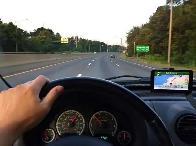 冬季开车有窍门做不到这3点你的发动机就有危险了