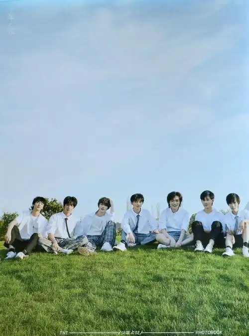 时代少年团超话95#时代少年团 星芒初现#| 《少年的花》五月主题团