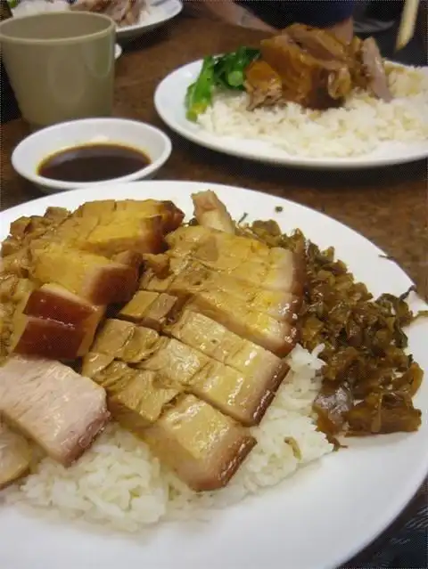 梅菜卤猪肉饭 - 永腾潮州卤水鹅店 in tsuen wan )