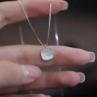 珍珠项链女925银感气质轻奢双层叠戴颈链新款锁骨链夏方形白贝母项链